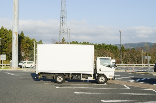 4tトラックの排気量はどんどん削減されている 排気量による違いとは Driveragent ドライバーエージェント